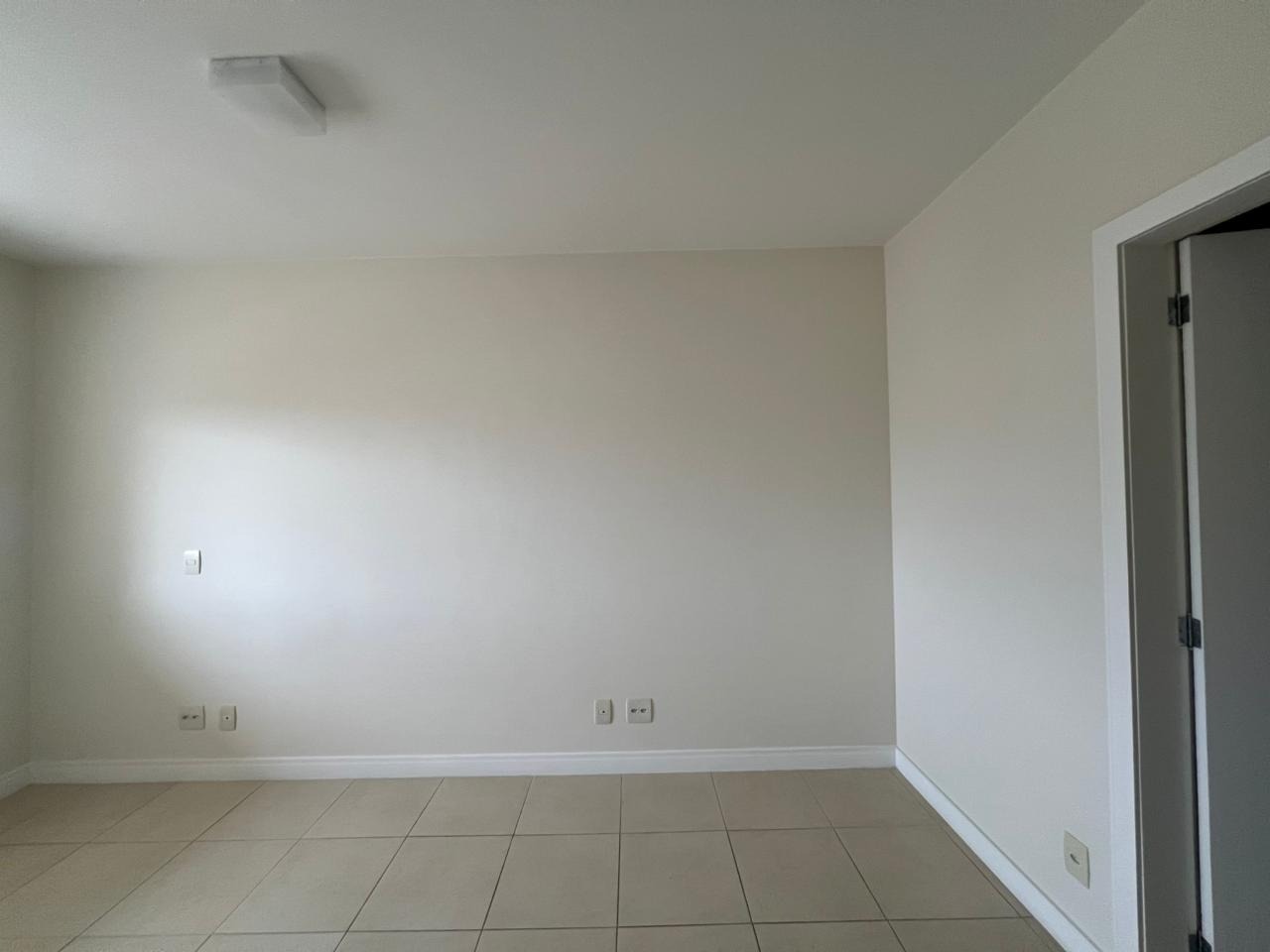 Apartamento para aluguel no Trindade: 