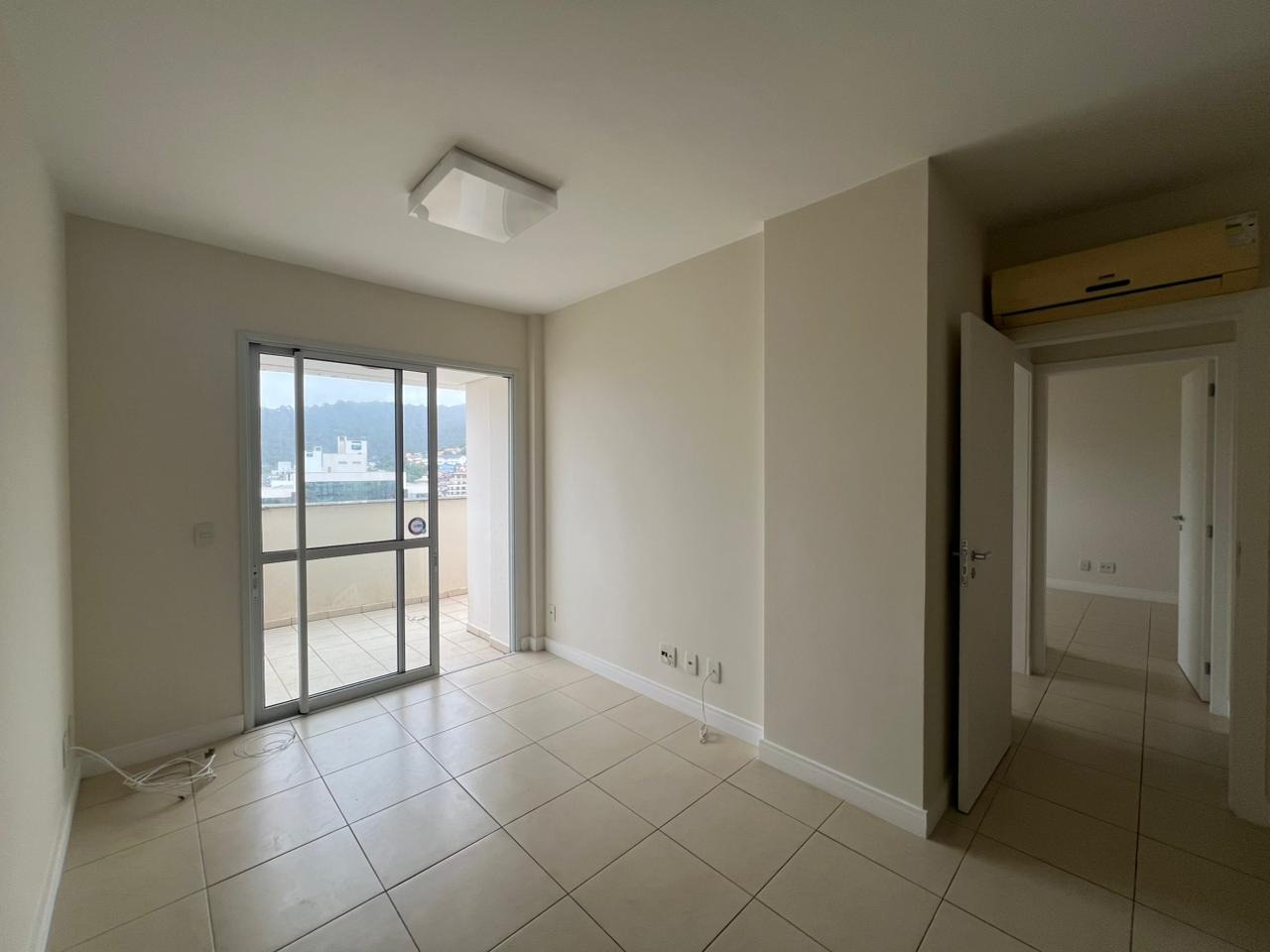 Apartamento para aluguel no Trindade: 