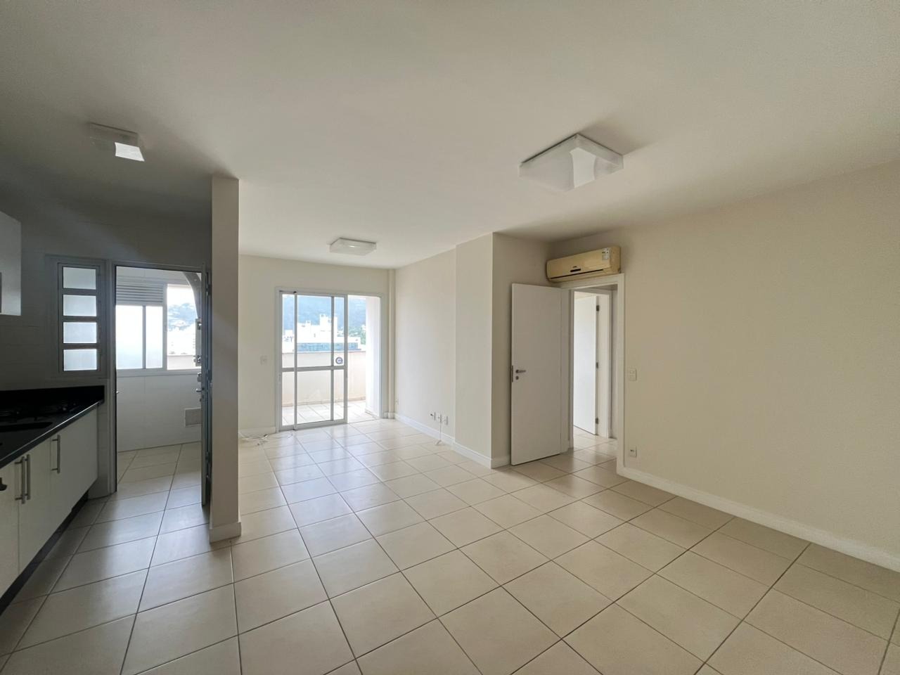 Apartamento para aluguel no Trindade: 