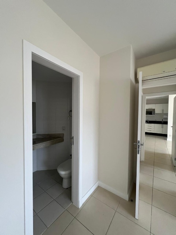 Apartamento para aluguel no Trindade: 