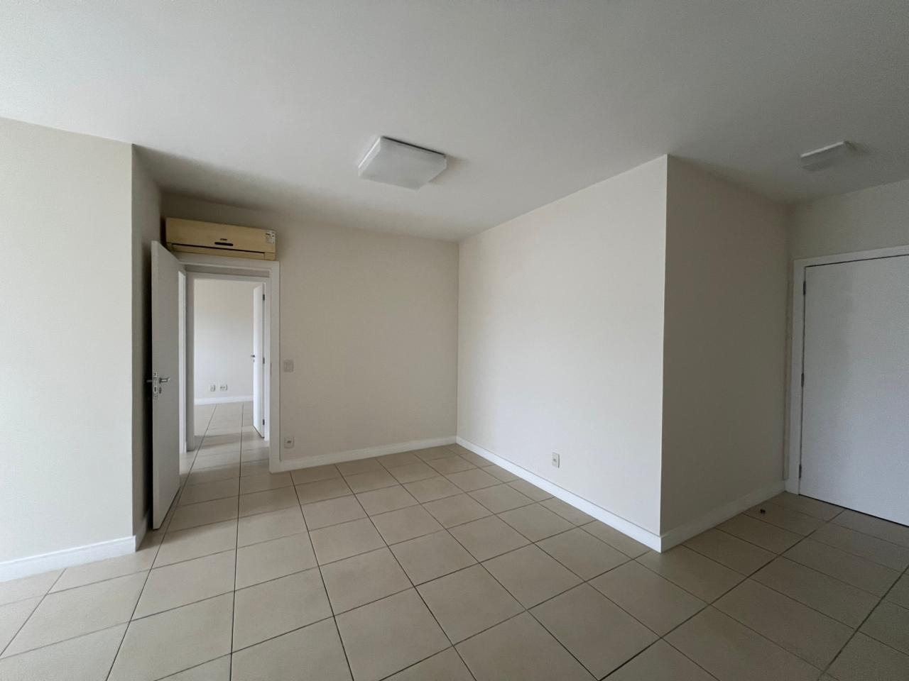 Apartamento para aluguel no Trindade: 