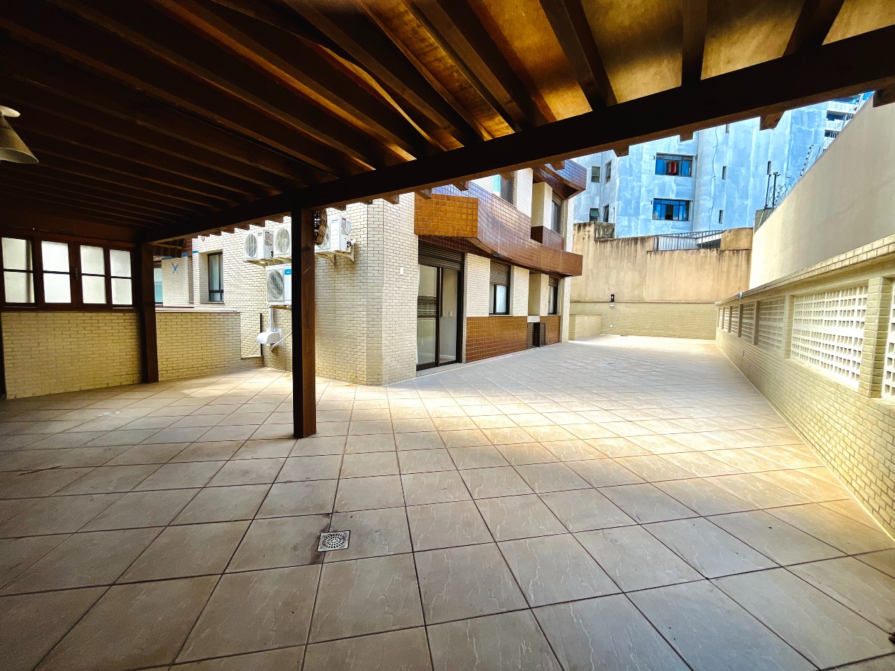 Apartamento Garden à venda no Centro: