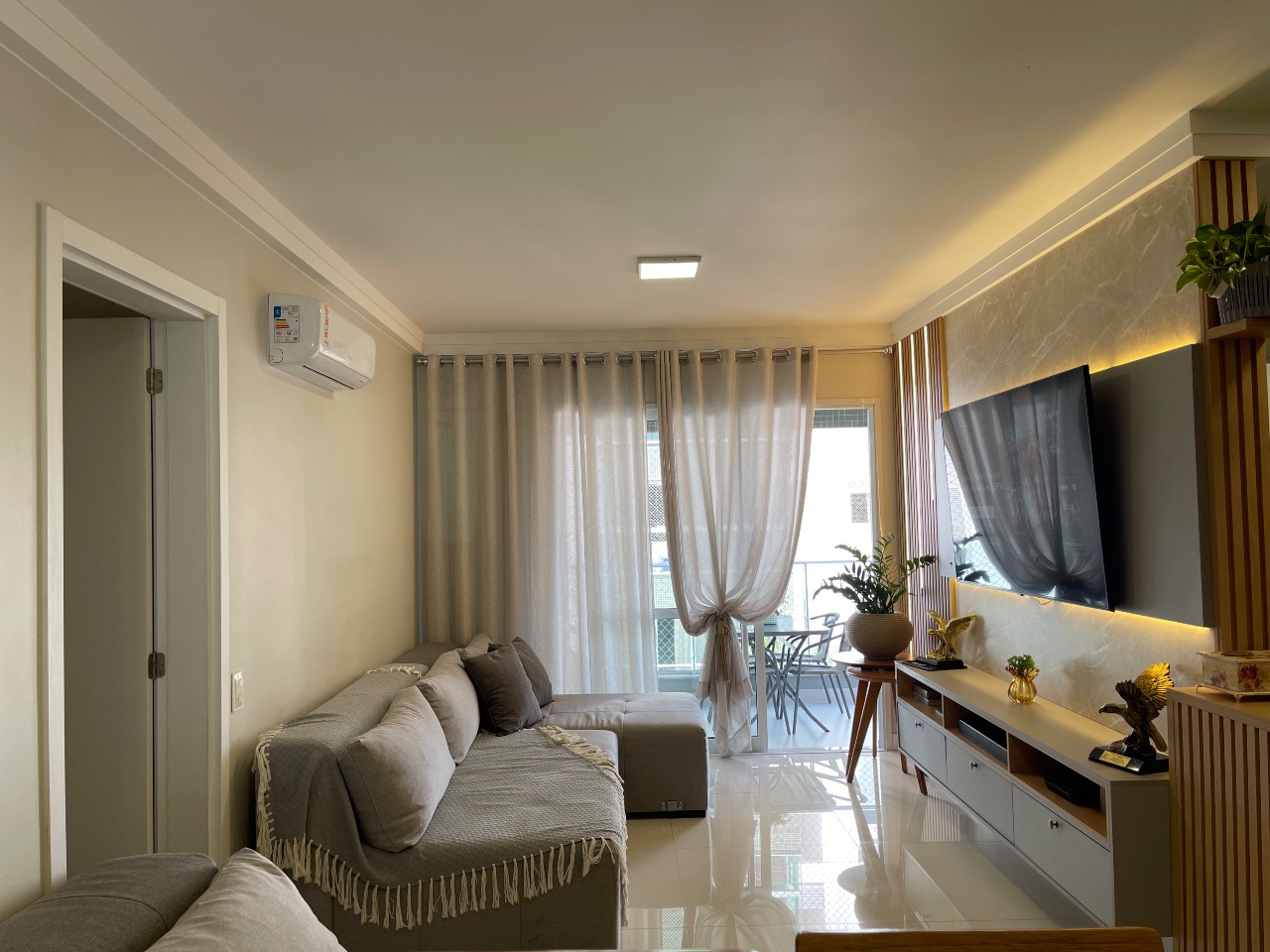 Apartamento à venda no Jardim Atlantico: Living