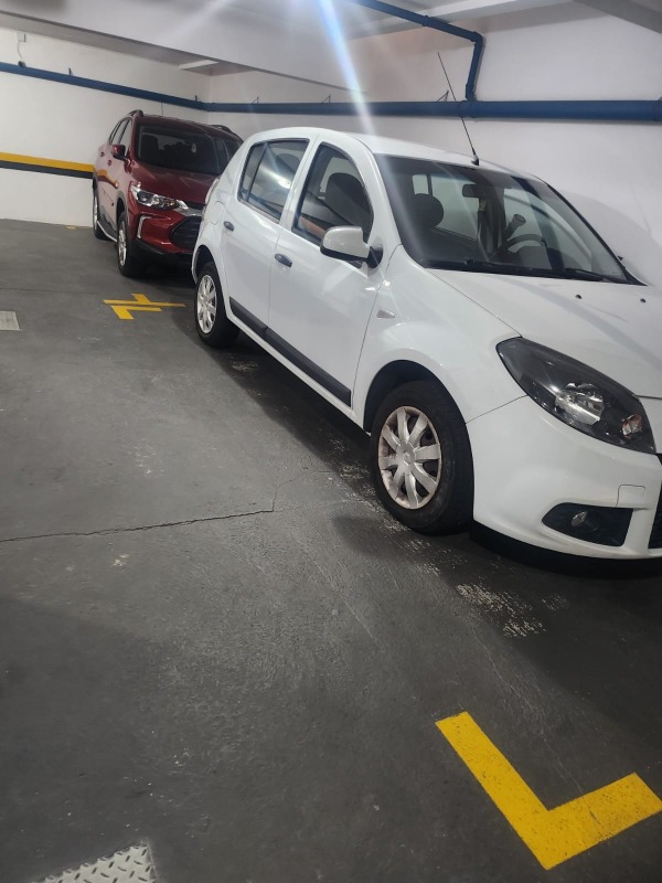 Apartamento à venda no Campinas: garagem