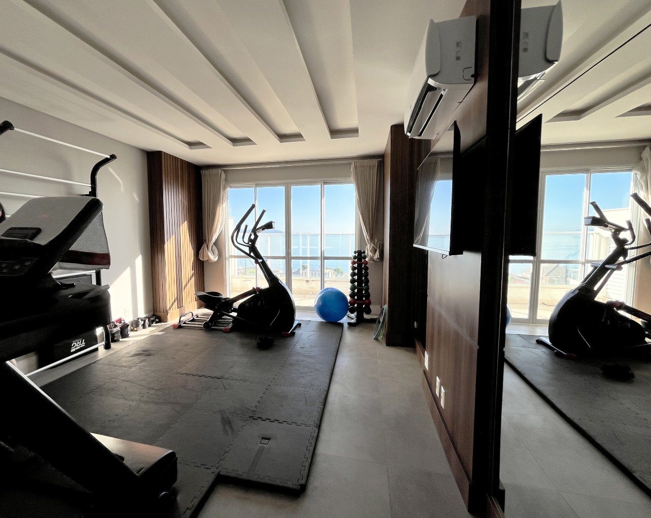 Apartamento duplex à venda no Barreiros: 