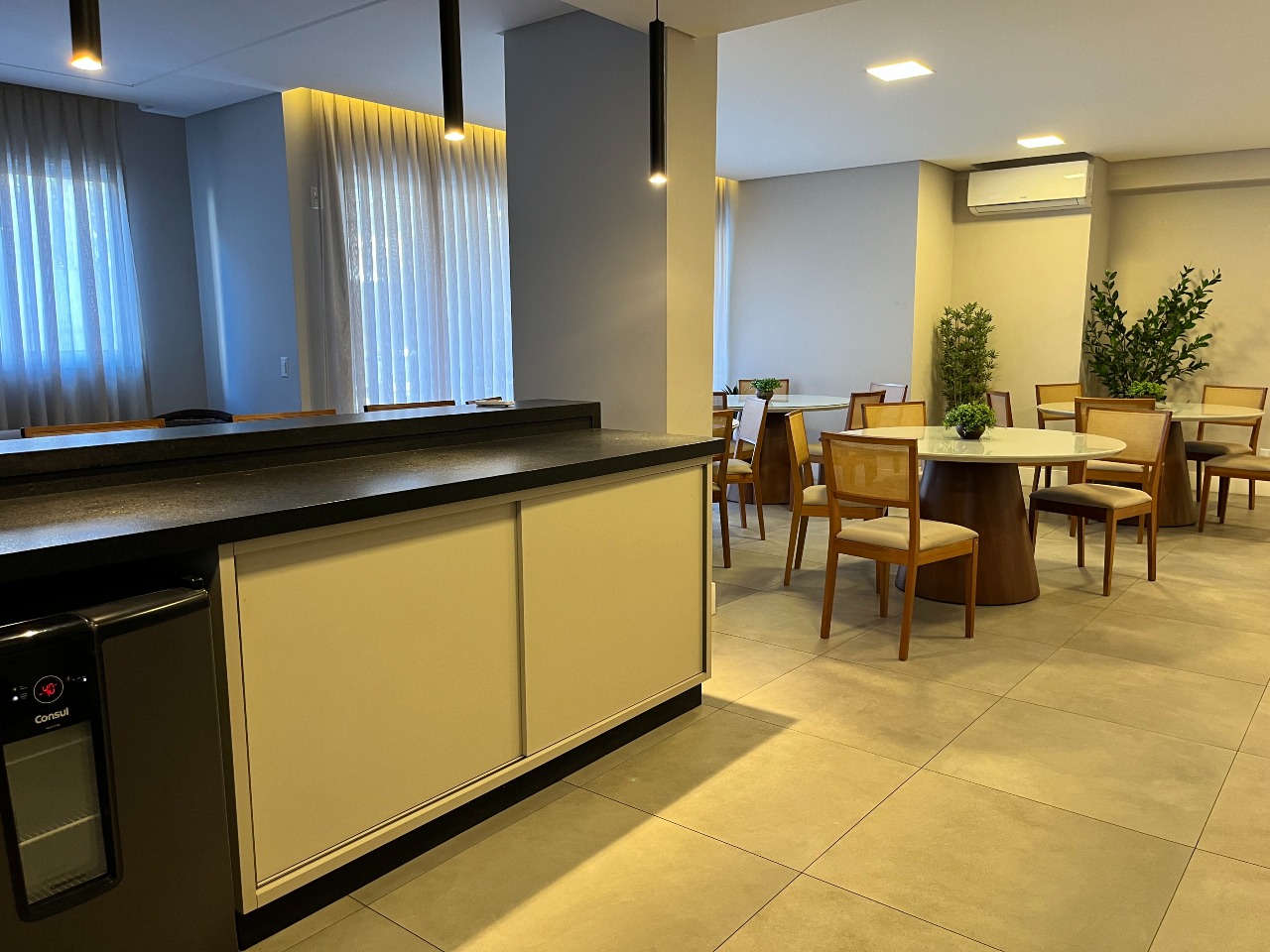 Apartamento duplex à venda no Barreiros: 