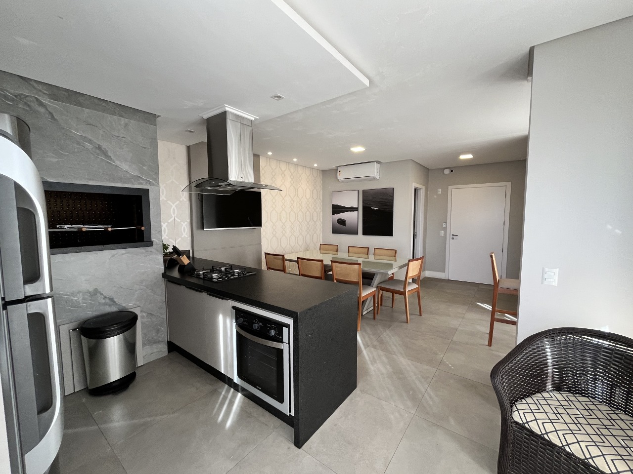 Apartamento duplex à venda no Barreiros: 