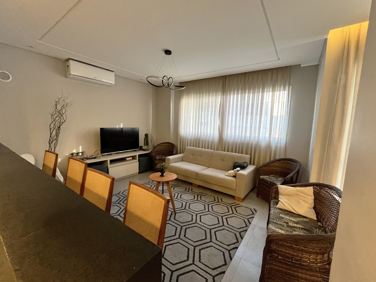 Apartamento duplex à venda no Barreiros: 