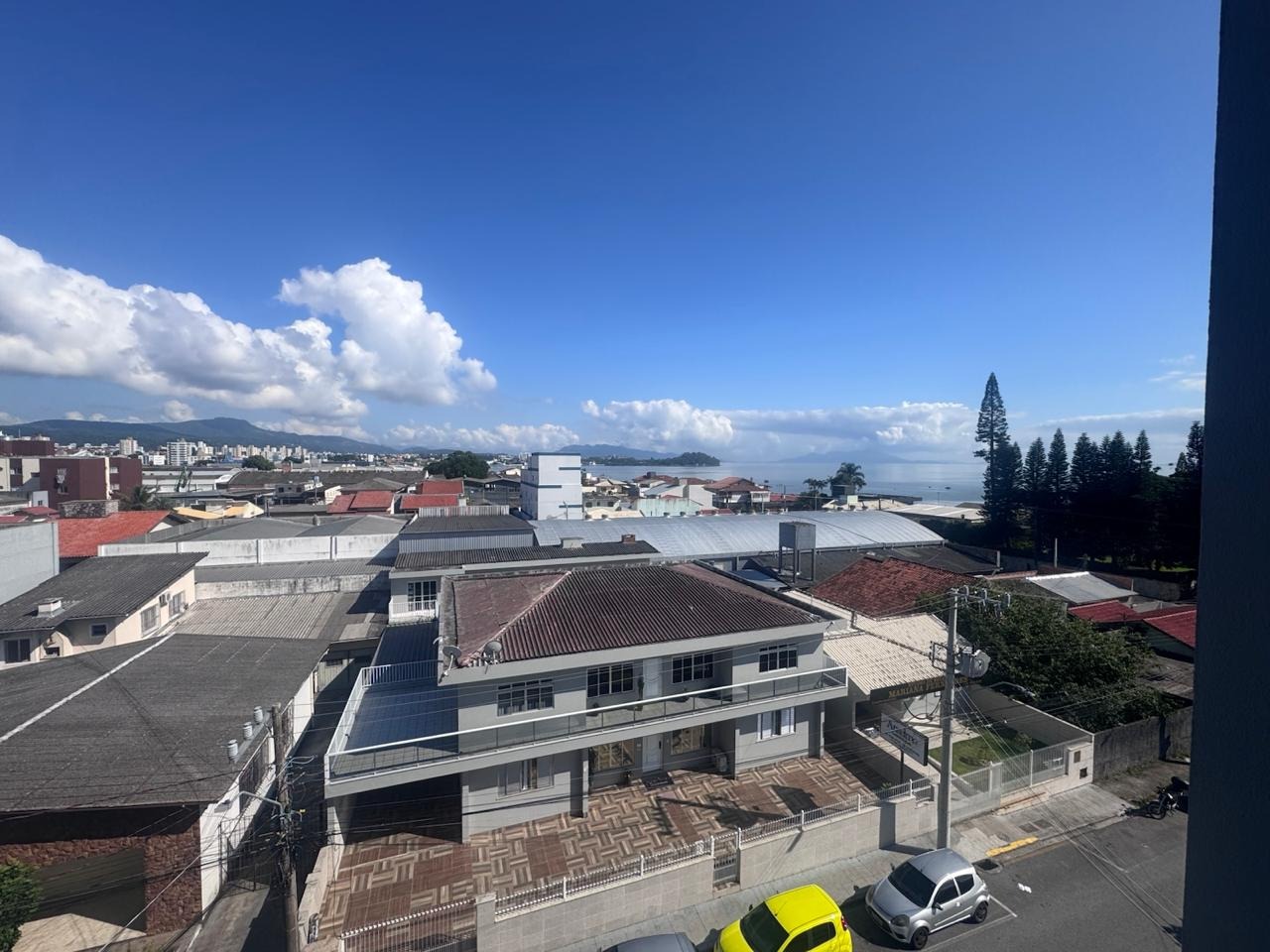 Apartamento à venda no Barreiros: 