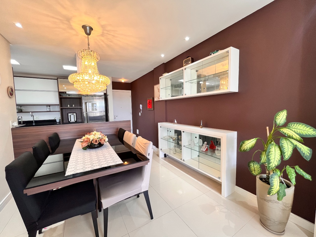 Apartamento à venda no Barreiros: 