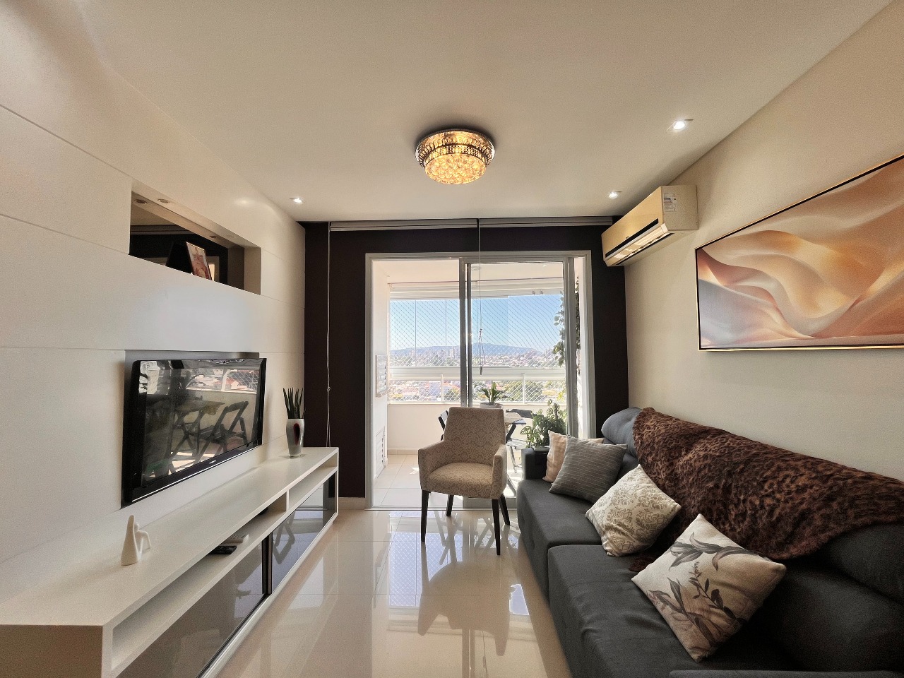 Apartamento à venda no Barreiros: 