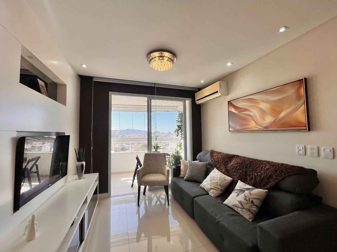 Apartamento à venda no Barreiros: 