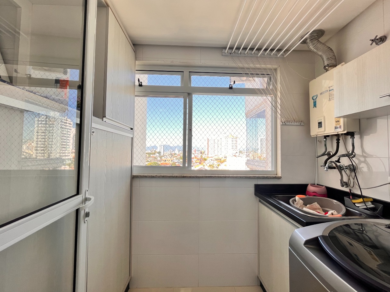 Apartamento à venda no Barreiros: 