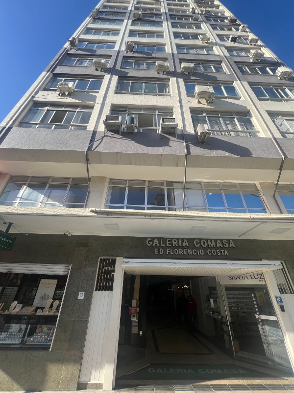 Sala para aluguel no Centro: 