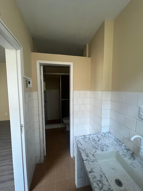 Sala para aluguel no Centro: 