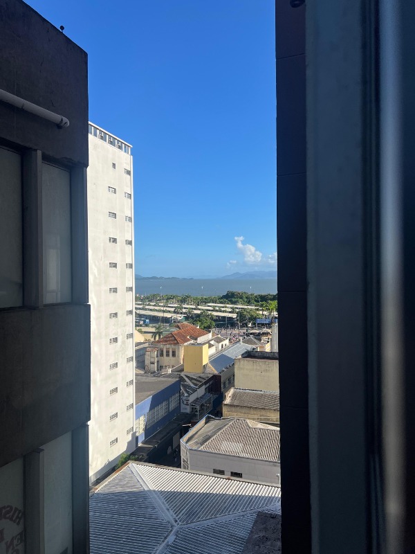 Sala para aluguel no Centro: 