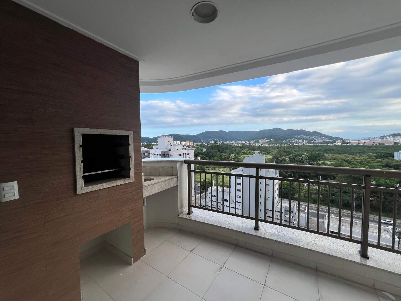 Apartamento para aluguel no Itacorubi: 
