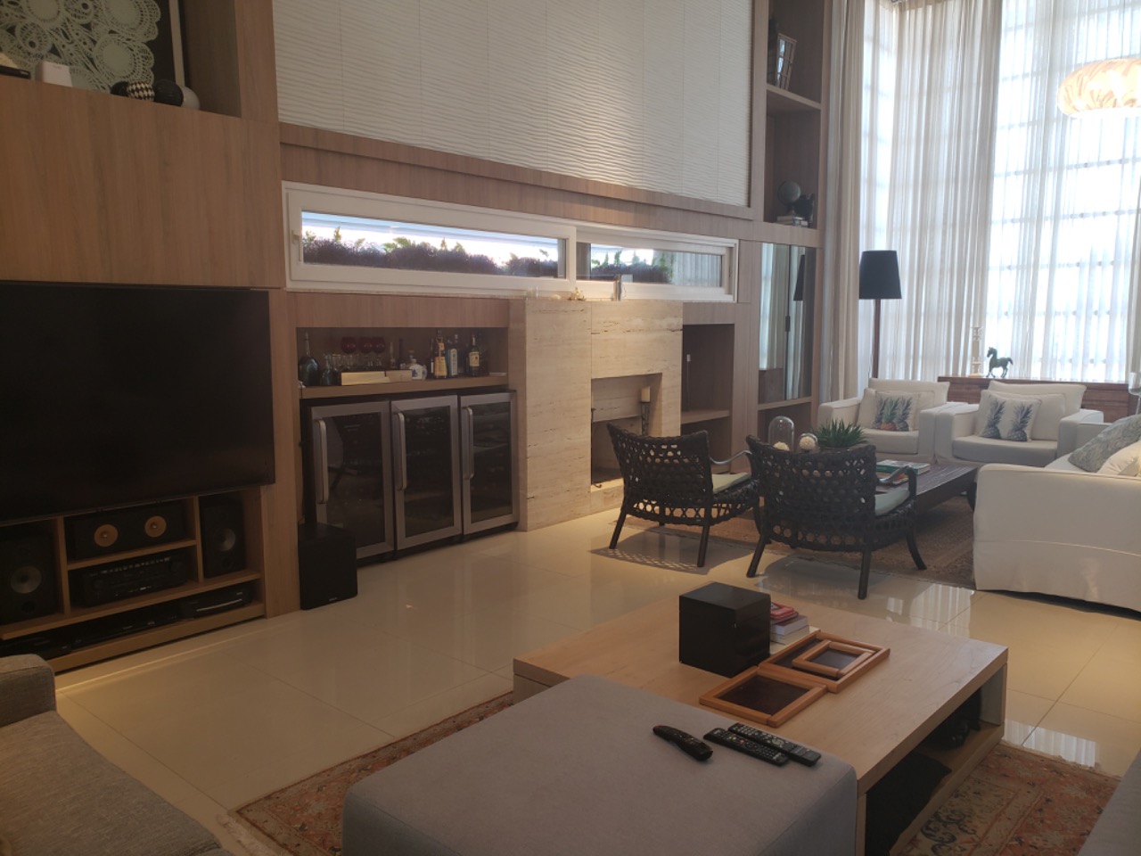 Casa à venda no Jurere Internacional: 