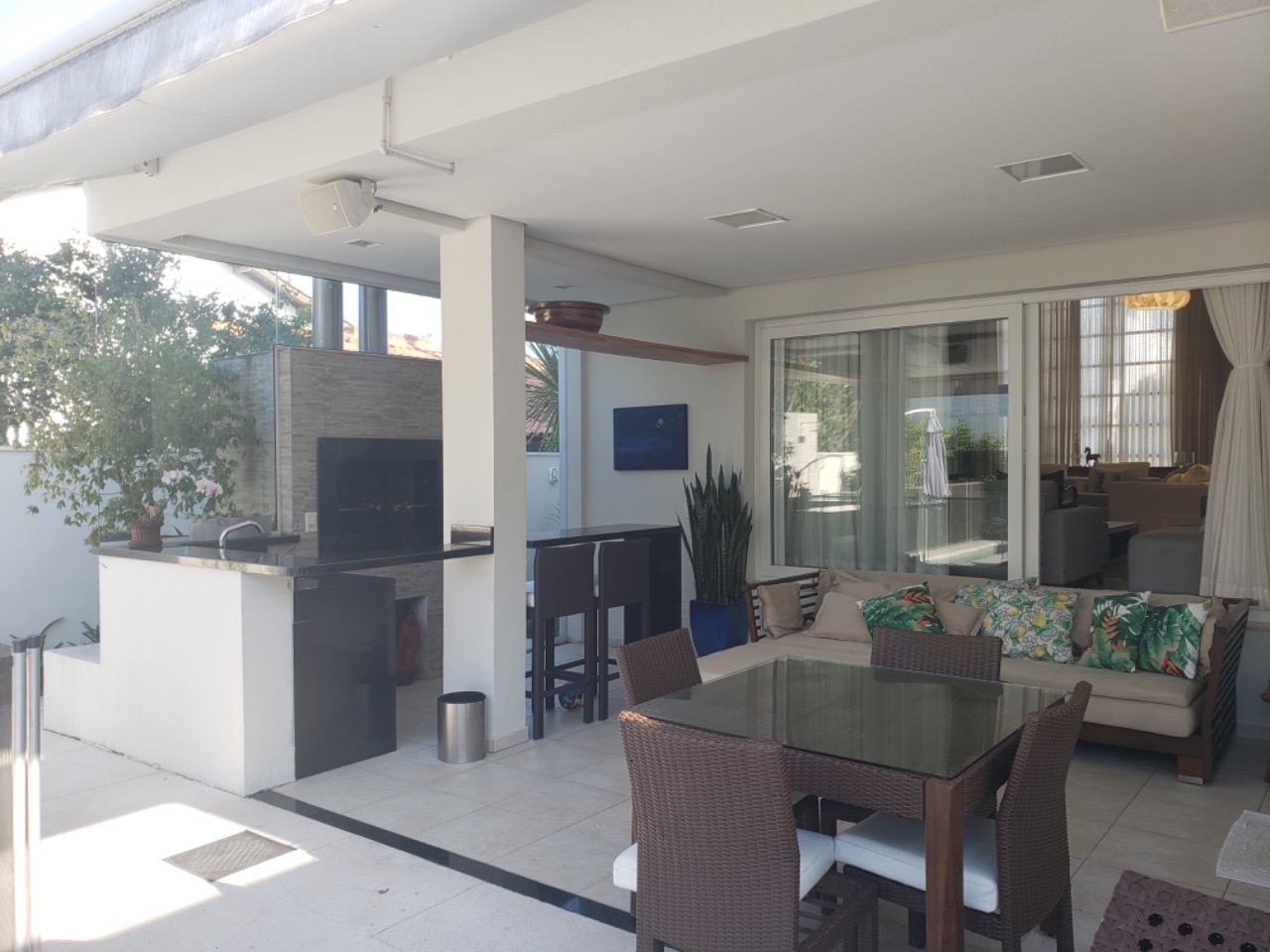 Casa à venda no Jurere Internacional: 