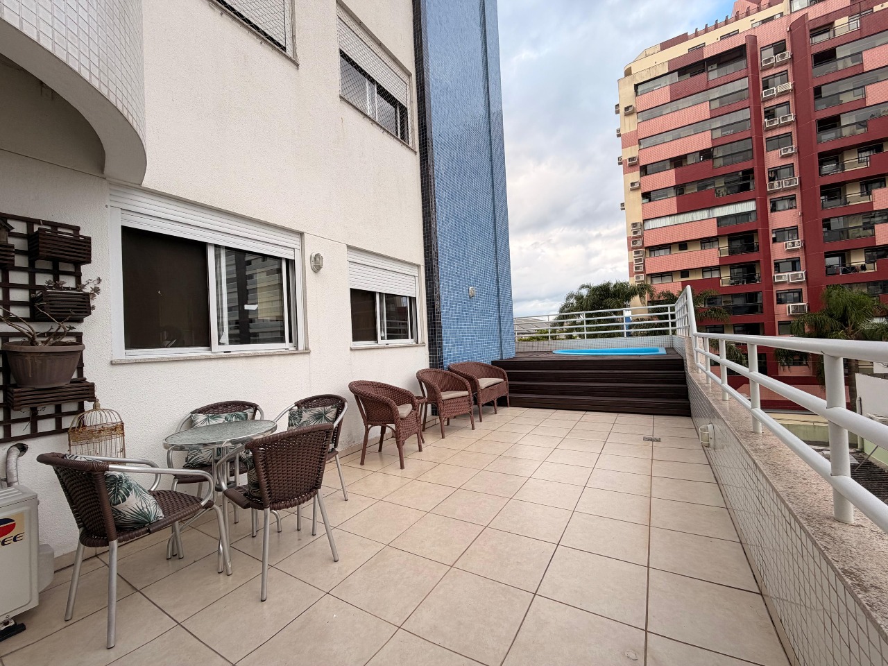 Apartamento à venda no Kobrasol: 