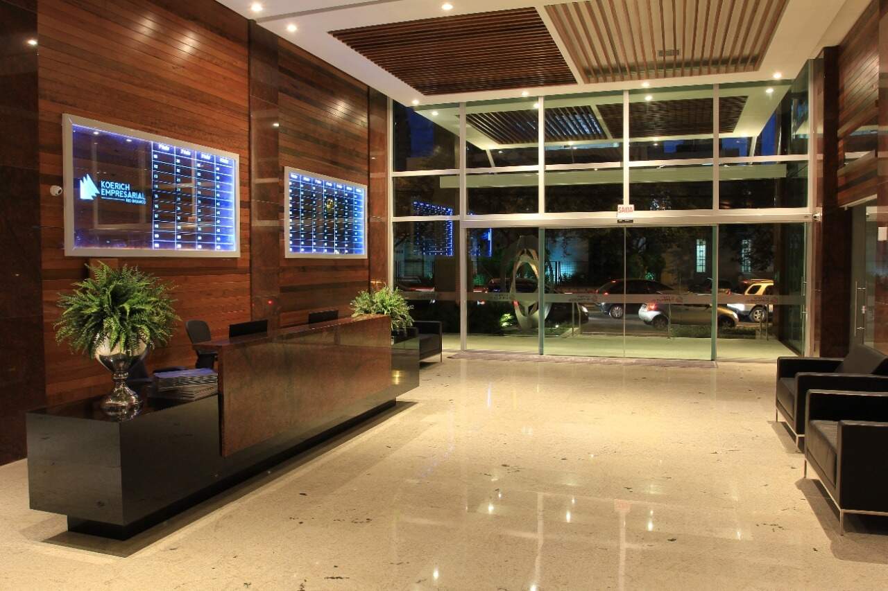 Salas/Conjuntos à venda no Centro: 