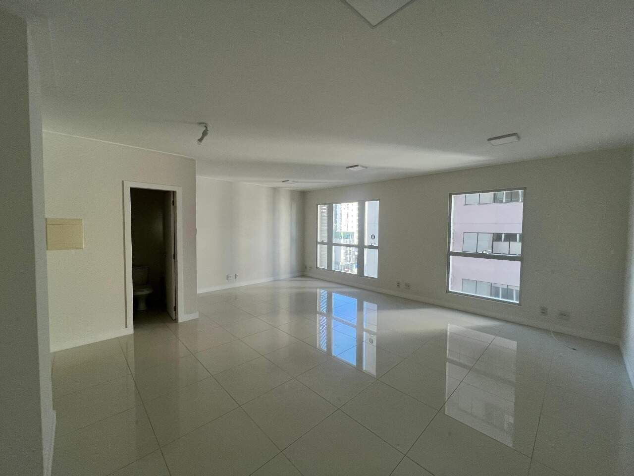 Salas/Conjuntos à venda no Centro: 