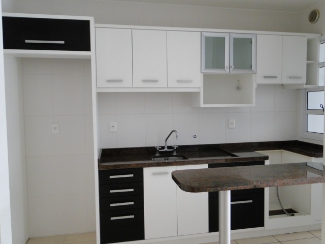 Apartamento à venda no Saco Dos Limoes: 