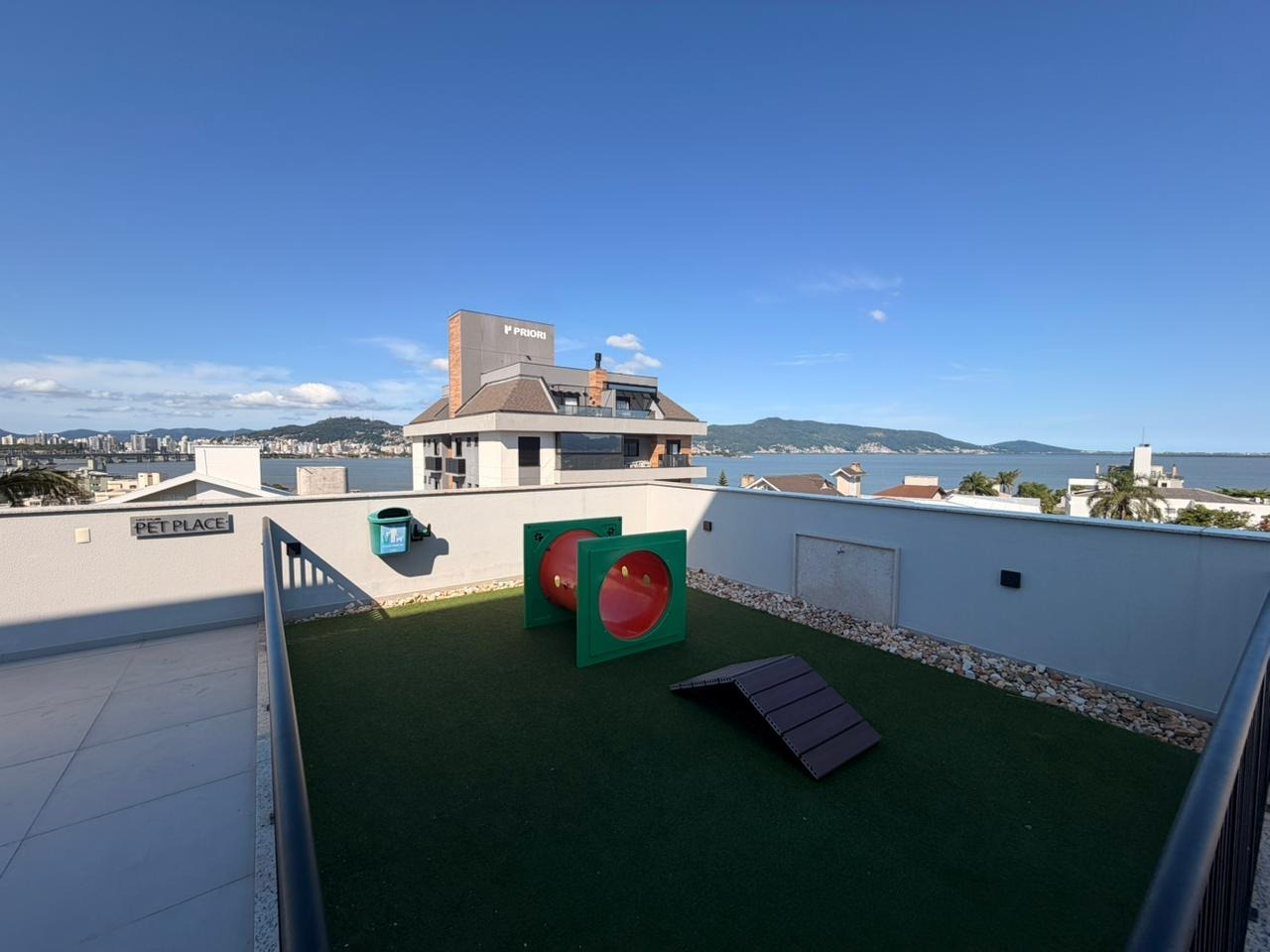 Apartamento à venda no Coqueiros: 