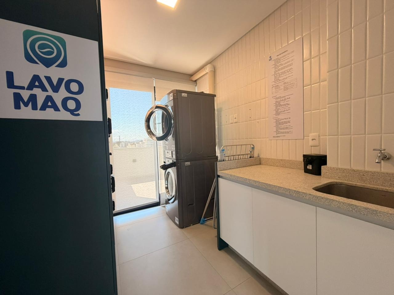 Apartamento à venda no Coqueiros: 