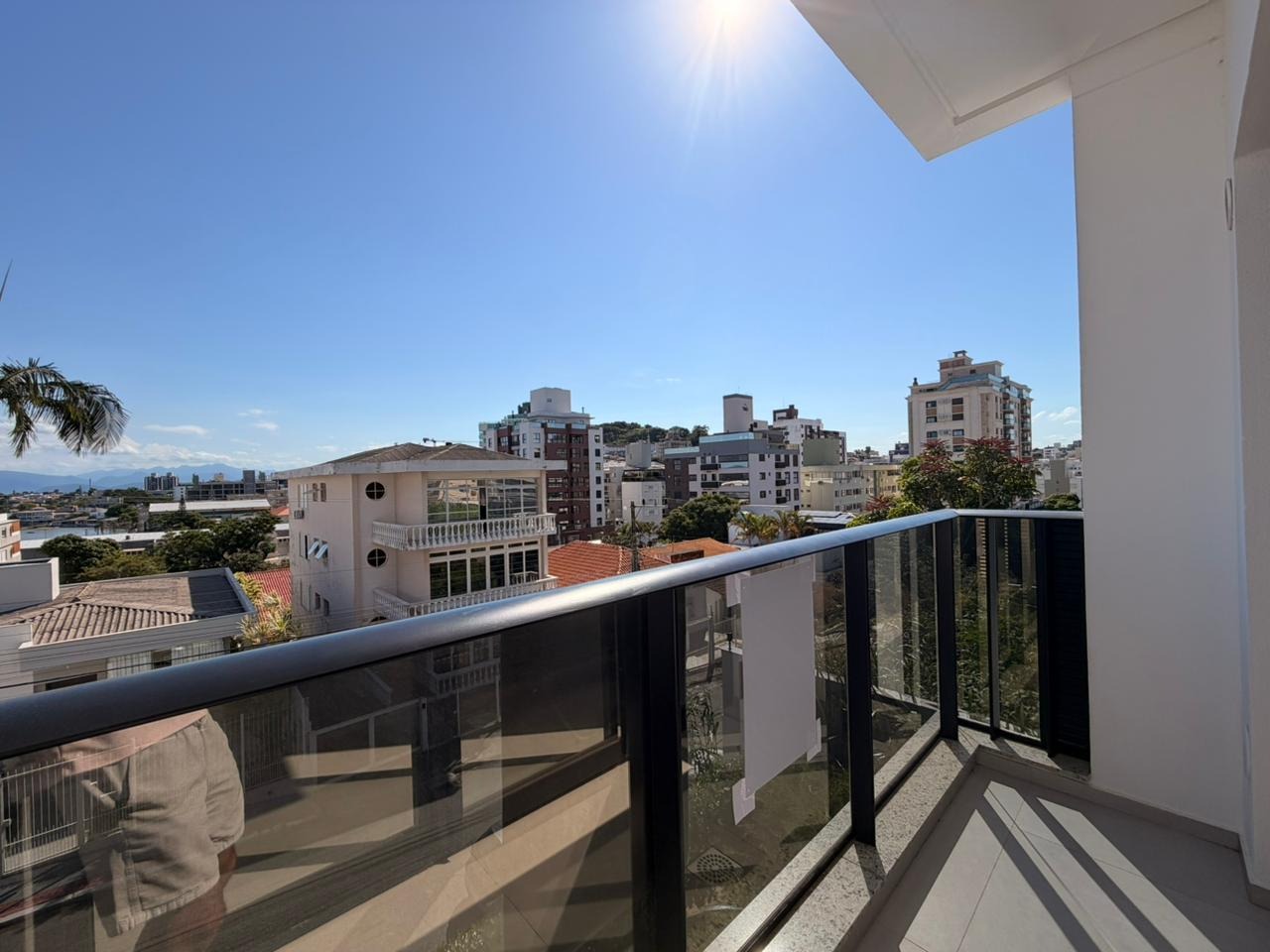 Apartamento à venda no Coqueiros: 