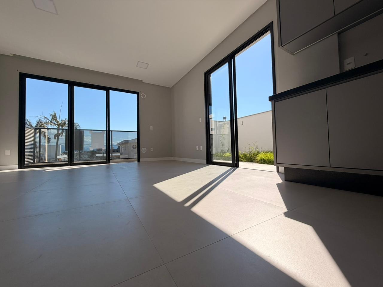 Apartamento à venda no Coqueiros: 