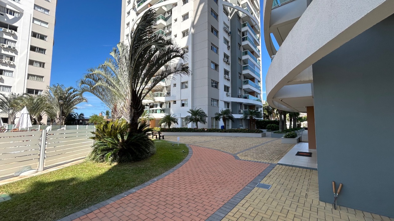 Apartamento à venda no Barreiros: 