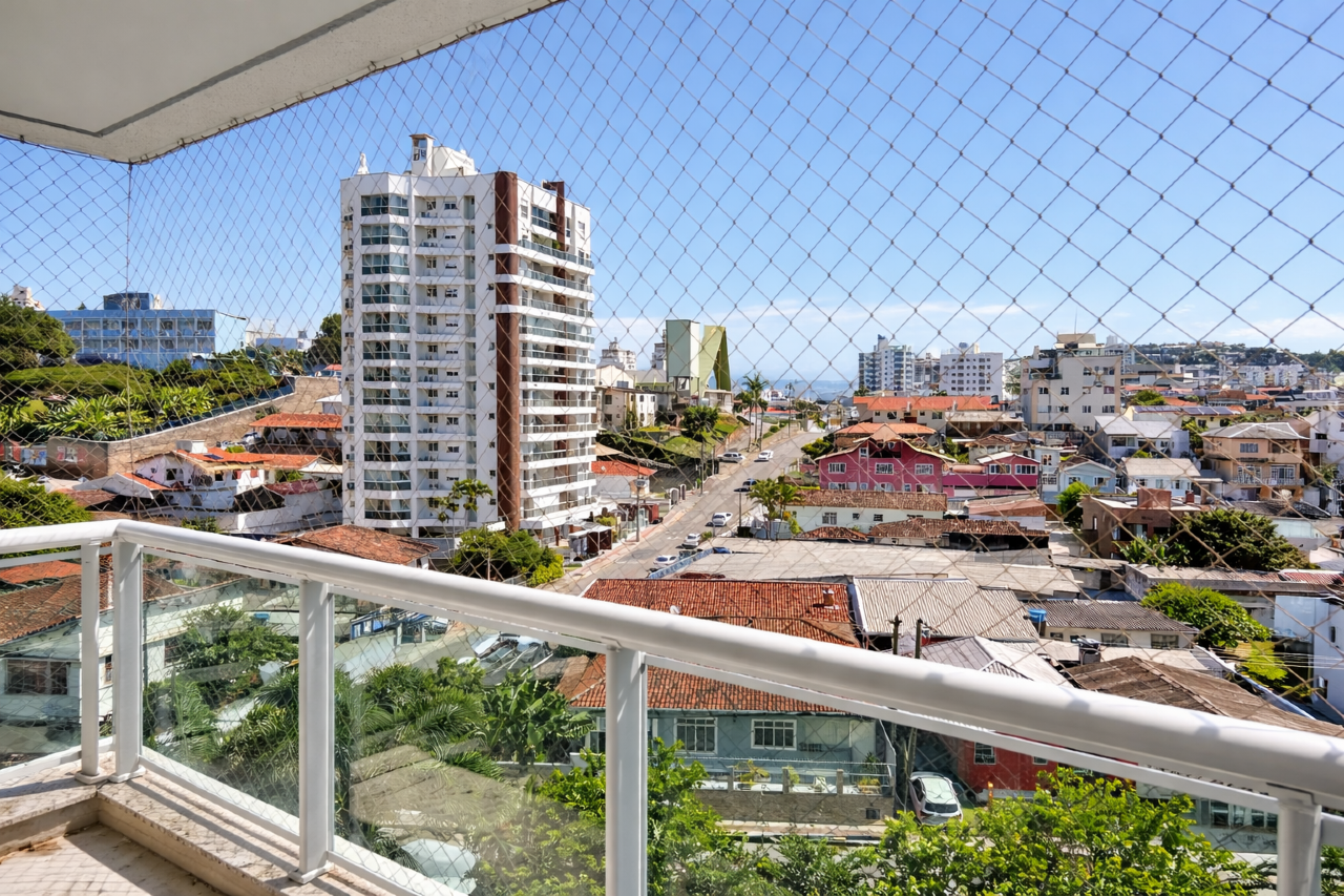 Apartamento à venda no Barreiros: 