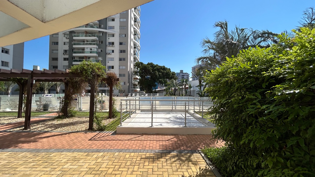 Apartamento à venda no Barreiros: 