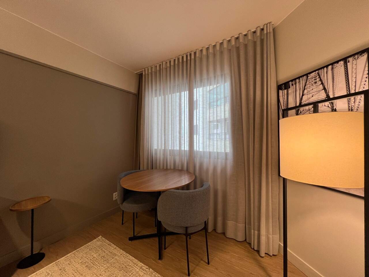 Apartamento para aluguel no Centro: 