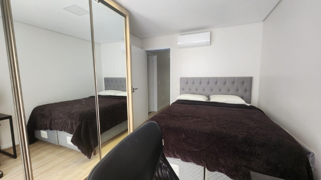 Apartamento à venda no Barreiros: 