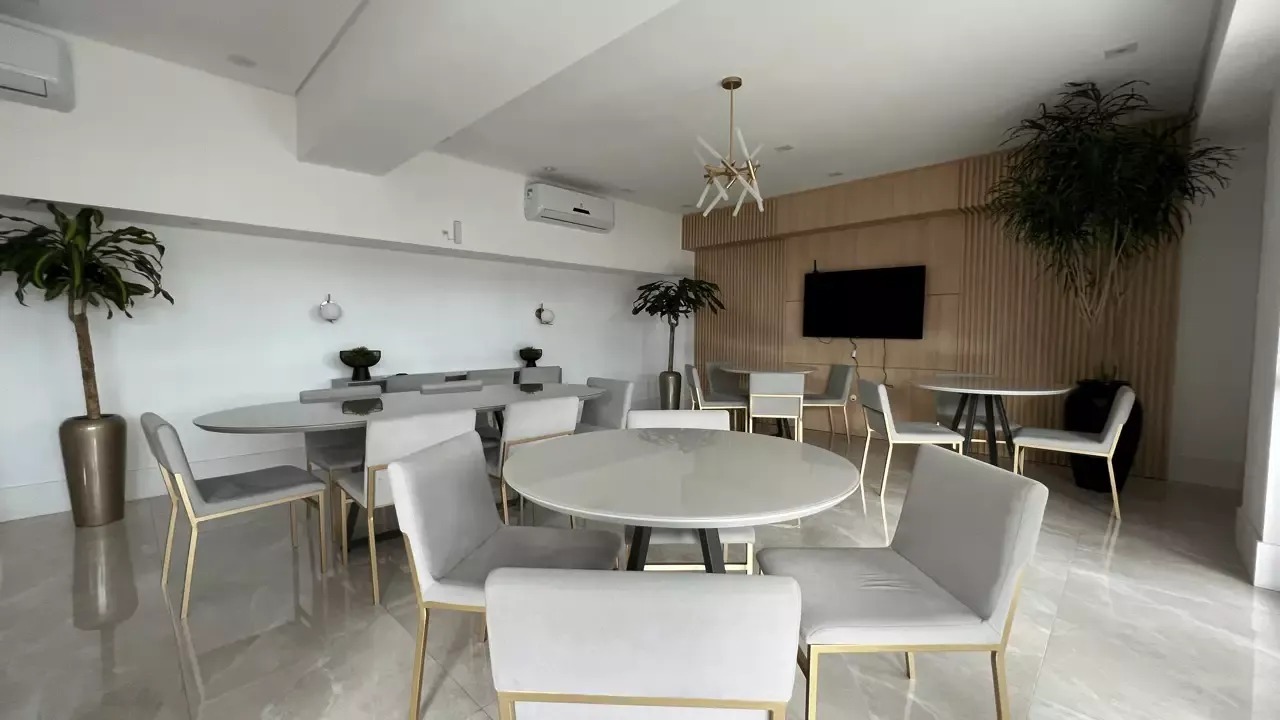 Apartamento à venda no Barreiros: 