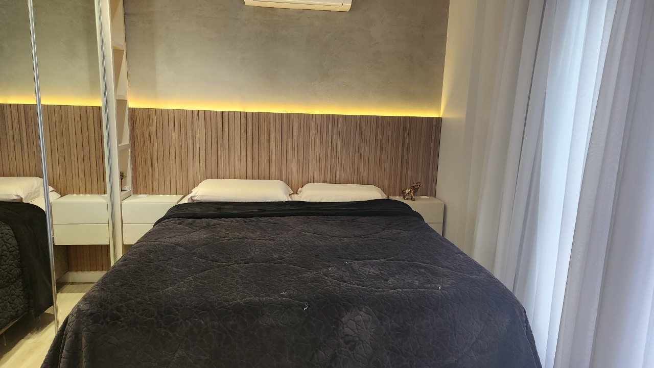 Apartamento à venda no Barreiros: 