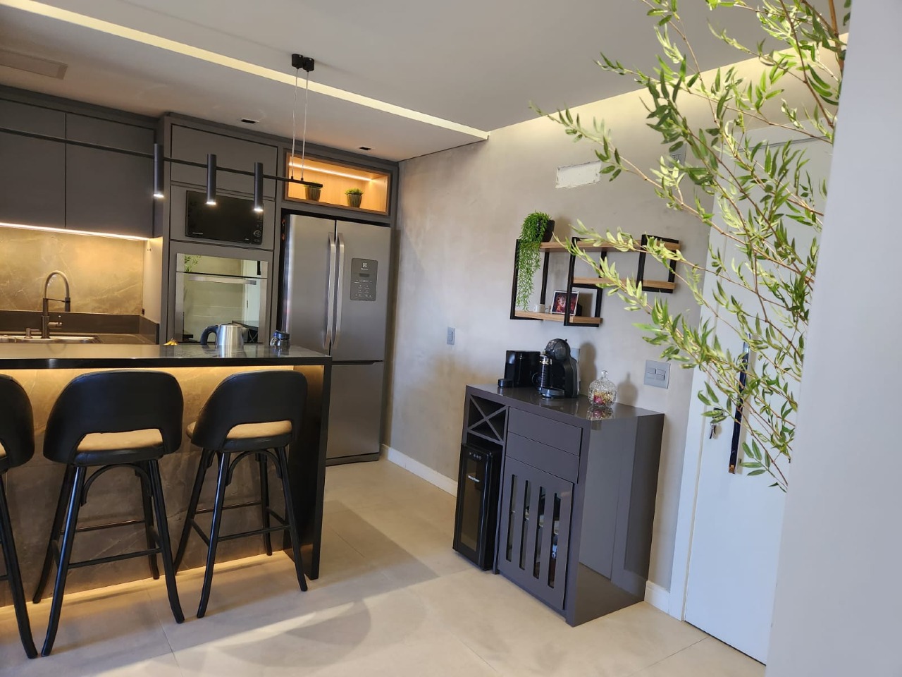 Apartamento à venda no Barreiros: 