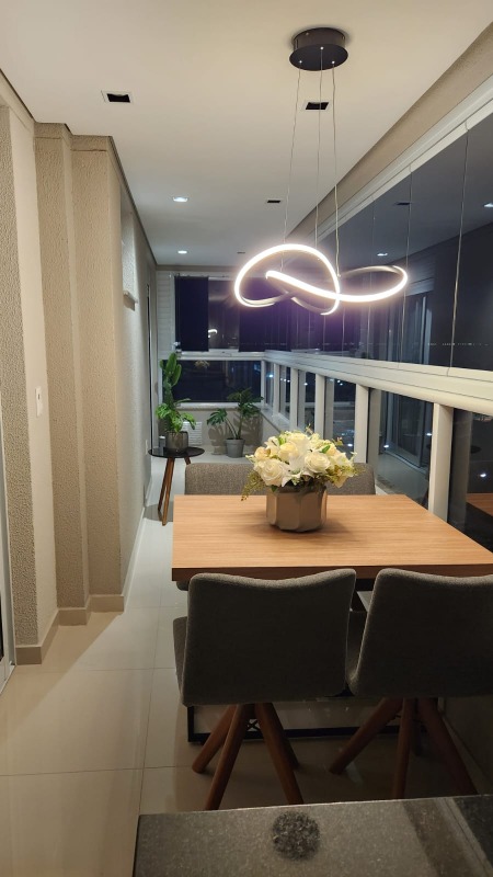 Apartamento à venda no Barreiros: 