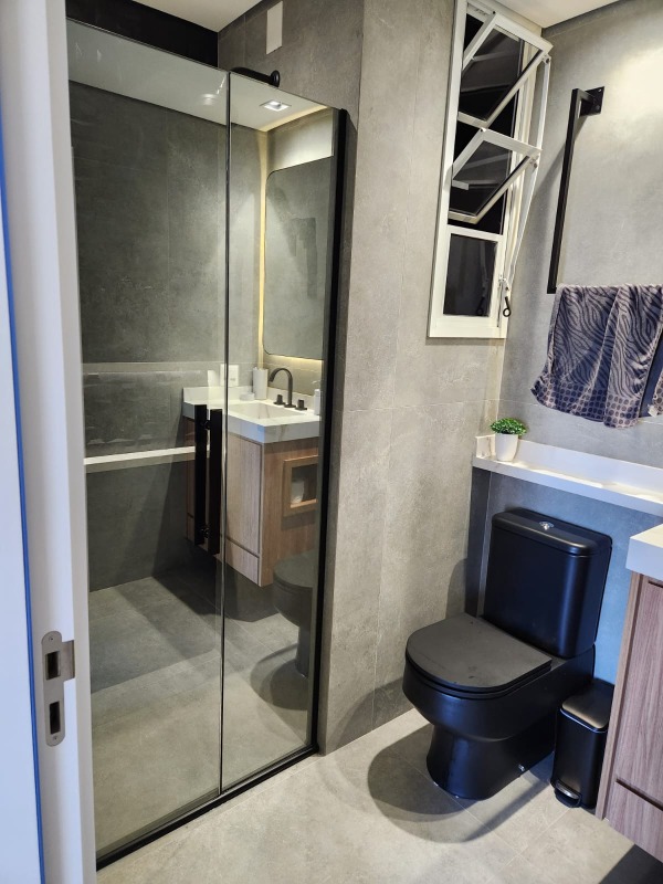 Apartamento à venda no Barreiros: 