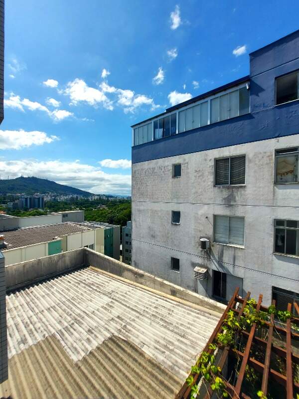 Apartamento à venda no Corrego Grande: 