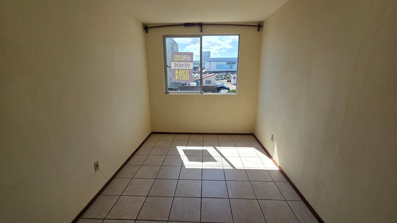 Apartamento à venda no Capoeiras: 