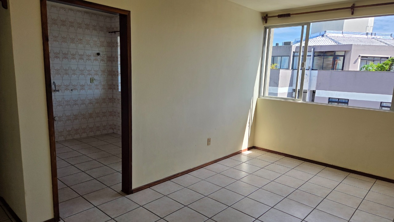 Apartamento à venda no Capoeiras: 