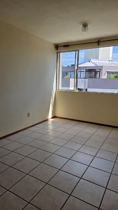 Apartamento à venda no Capoeiras: 