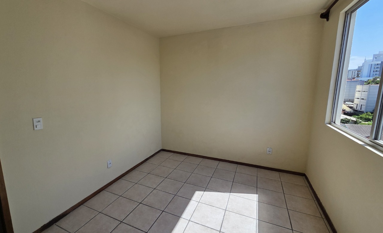 Apartamento à venda no Capoeiras: 