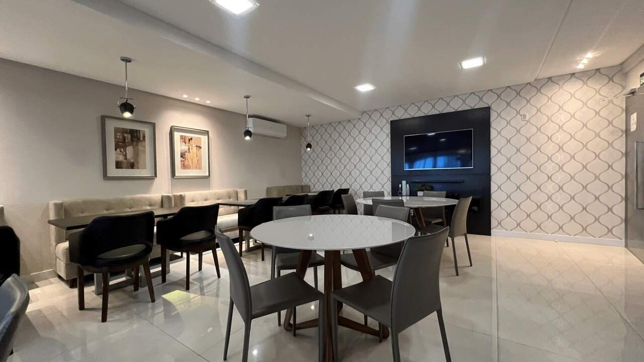 Apartamento à venda no Balneario: 