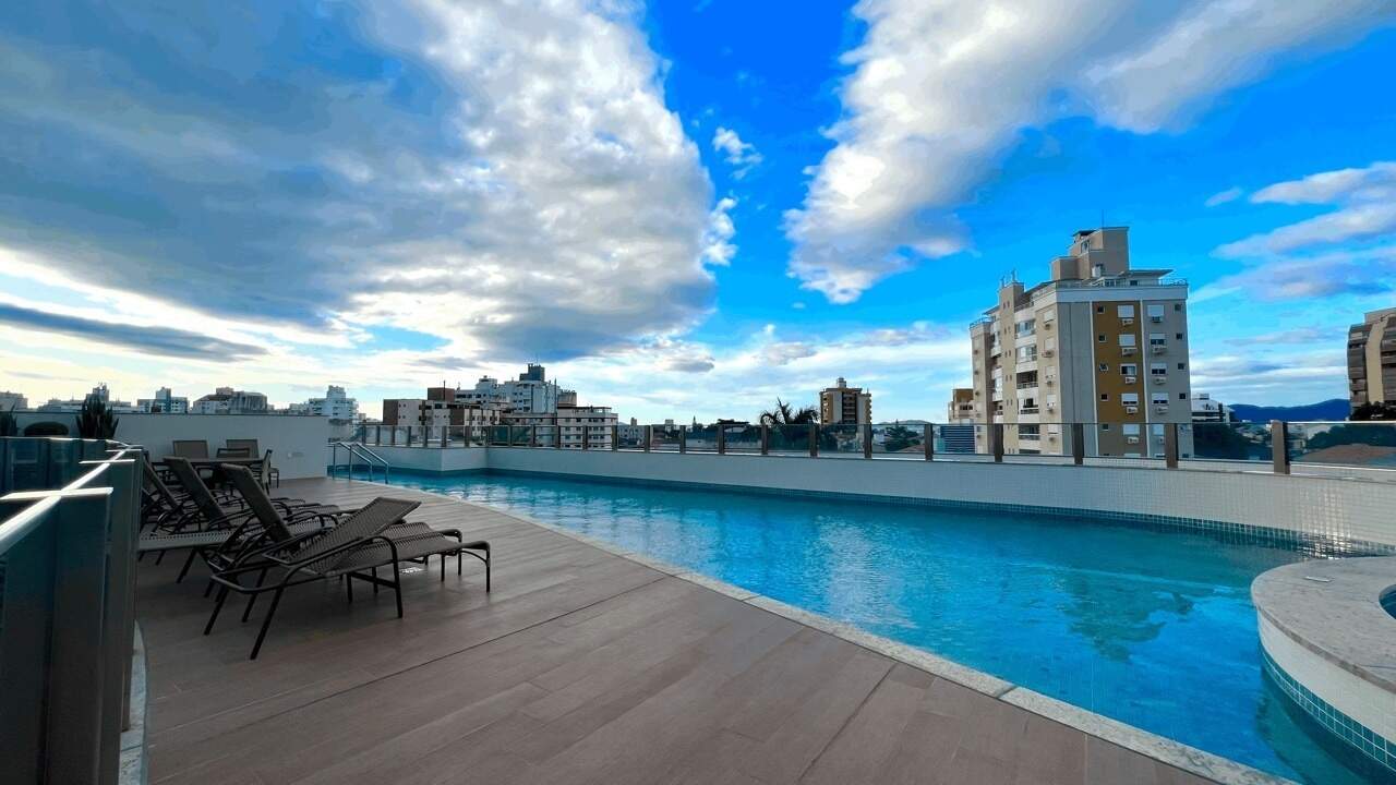 Apartamento à venda no Balneario: 