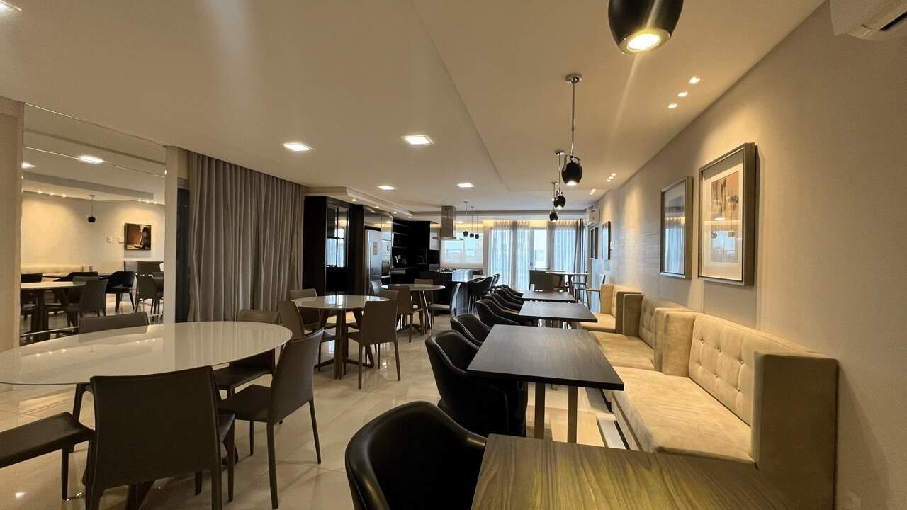 Apartamento à venda no Balneario: 