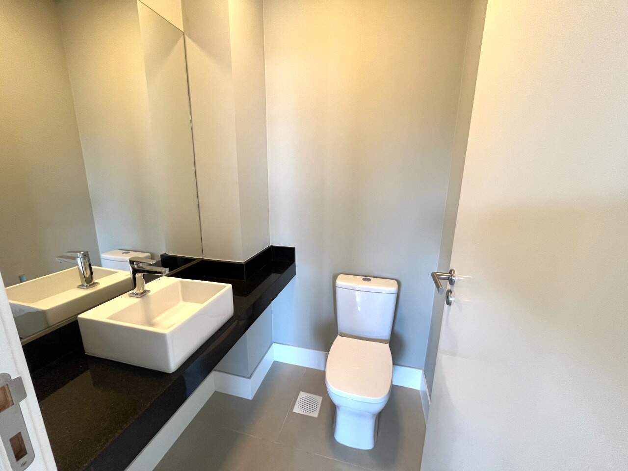 Apartamento à venda no Corrego Grande: